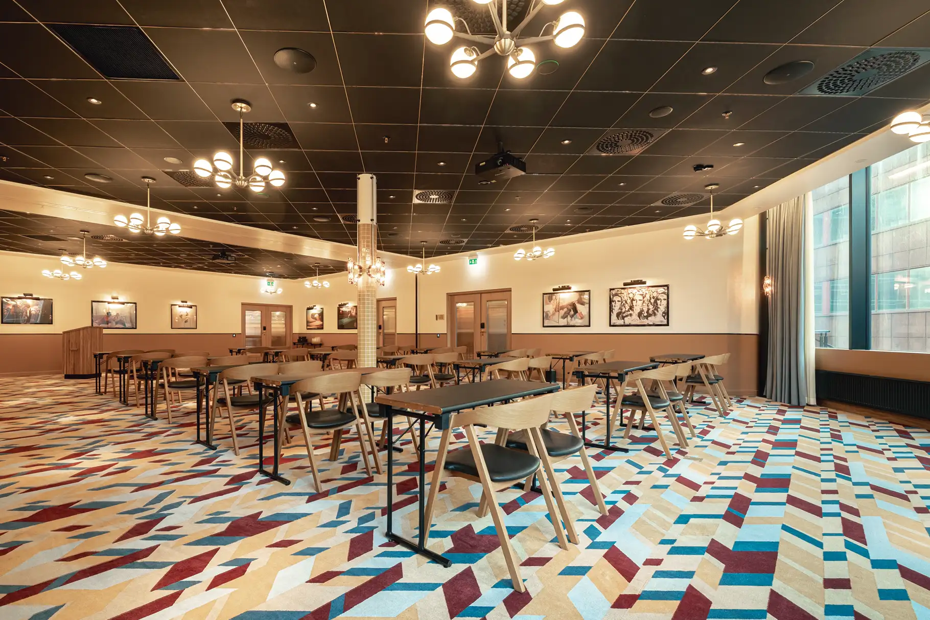 large-conference-room-freddie-fine